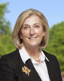 Elizabeth Douthit Elizabeth Douthit